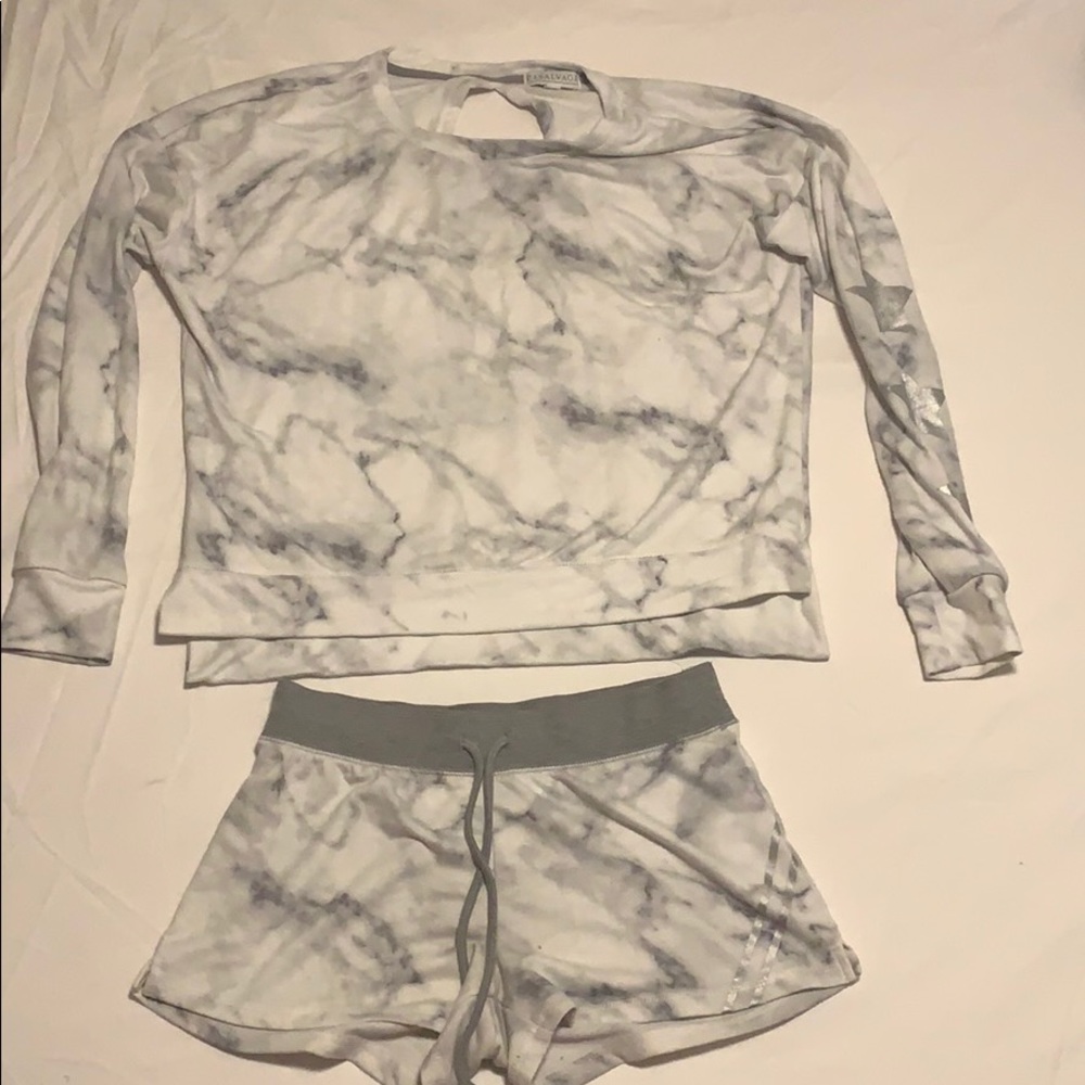 Relaxing wear set